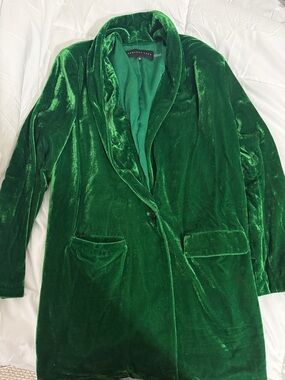 Endless Rose Velvet Blazer